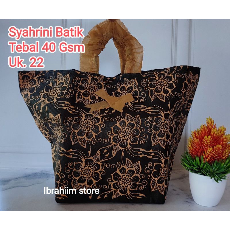 TERLARIS TAS HAJATAN SYAHRINI TAS HAJATAN BATIK MURAH UKURAN  22x22 CM TAS HAJATAN MURAH TAS HAJATAN MEWAH TAS BERKAT TEBAL TAS HAJATAN SPUNBOND