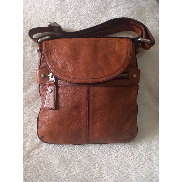 tas fossil fiftyfour slingbag brown preloved