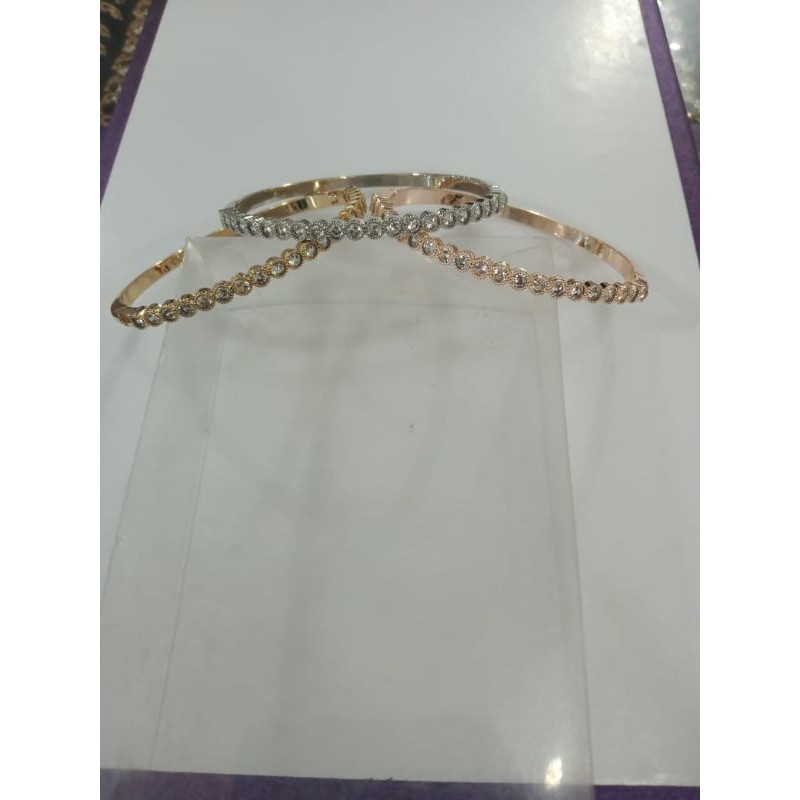 gelang tangan titanium mata baris bulat harga satuan ada 3 variasi warna