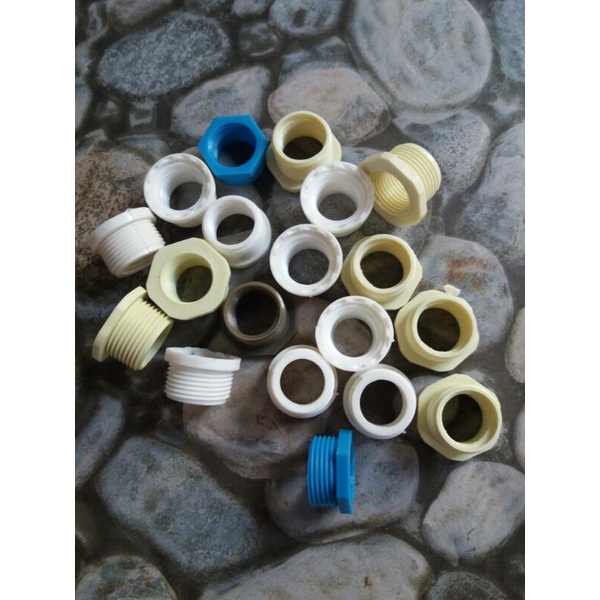 Drat dalam 1/2 inch x Drat luar 3/4 inch