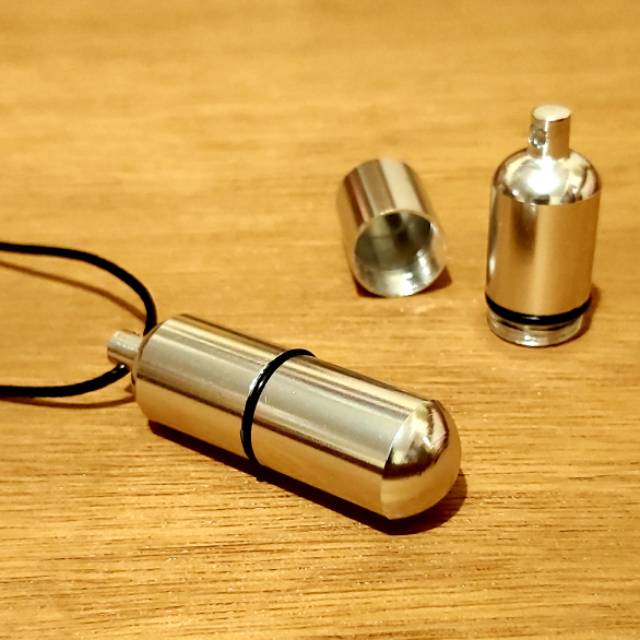 Kalung Tabung Botol Bulat besar titanium simpan obat jimat dll