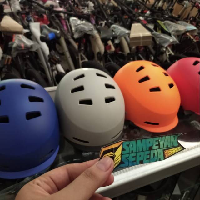 Helm Batok BMX Single Treck Topi  City XT Helm Sepeda  Bmx 