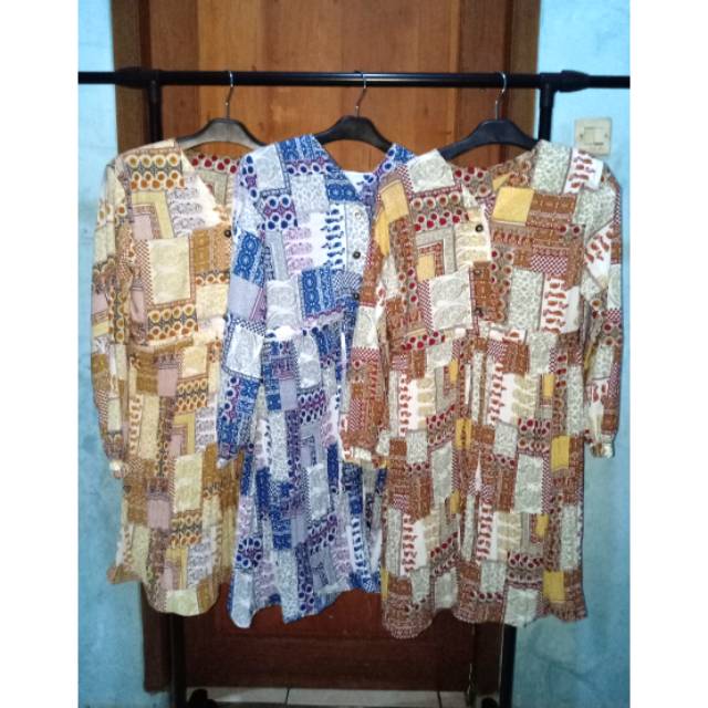 Tunik motif plisket busui