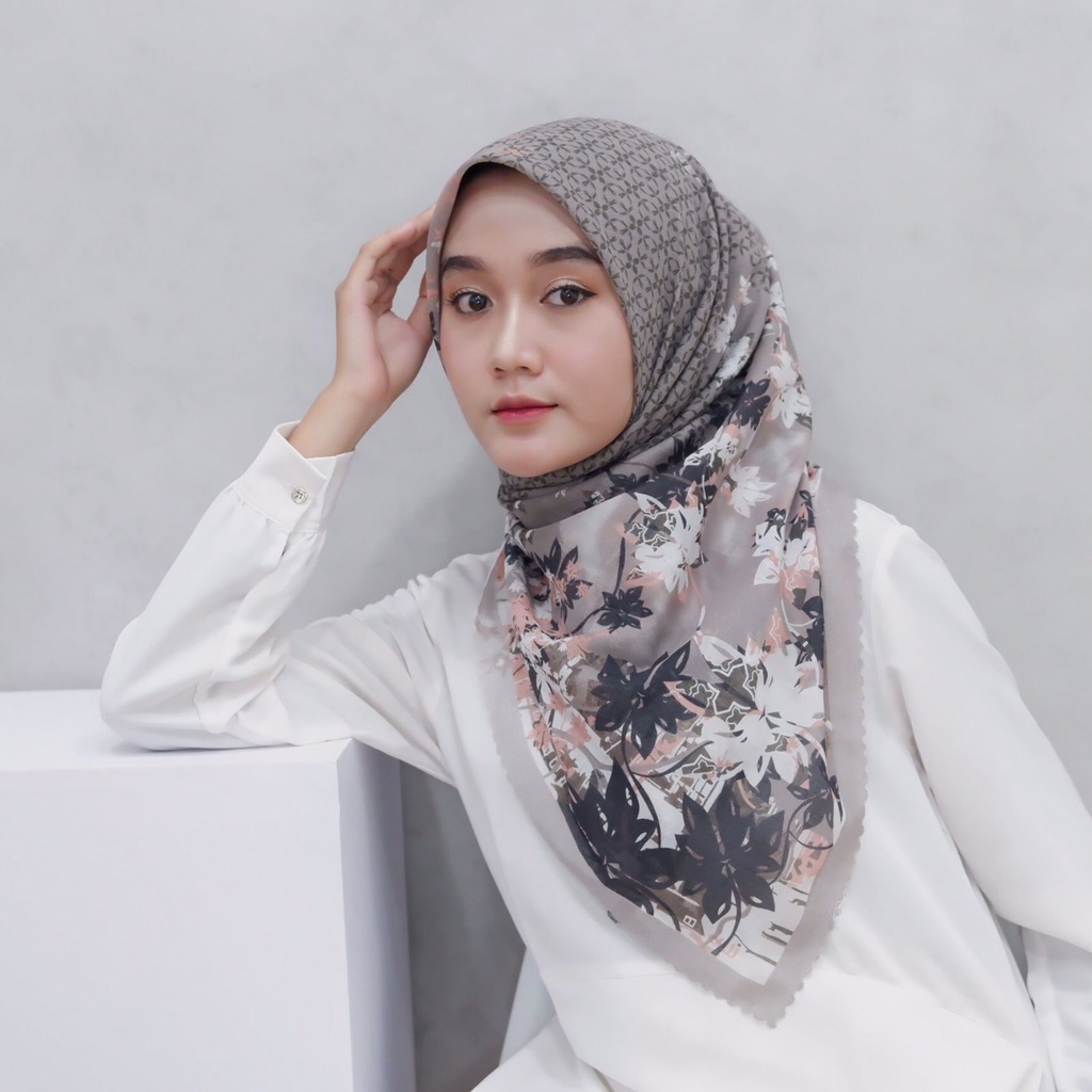 Square Motif Maira Part 1-M 31