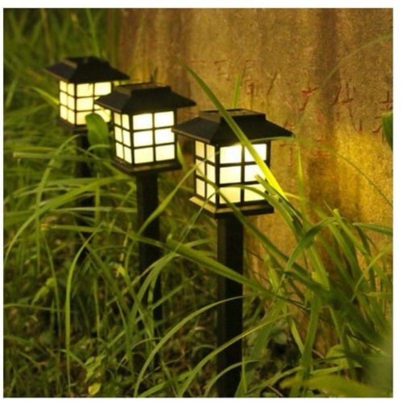 Lampu Taman Tenaga Surya Solar Cell Tembok Dinding 8 Jam Waterproof