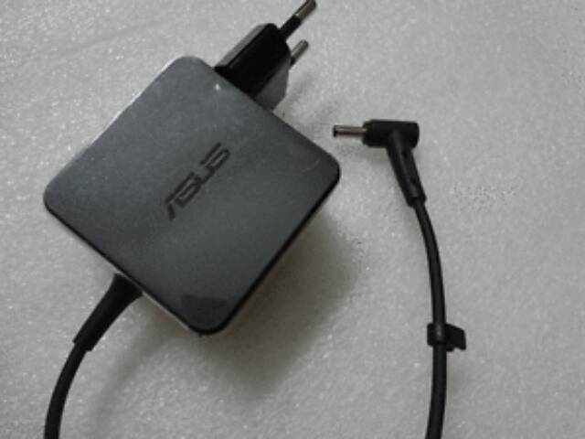 Charger Laptop Asus x441B X441M X441S X441SA X441u X441SC X441 Original adaptor asus ces cas casan COLOKAN KECIL