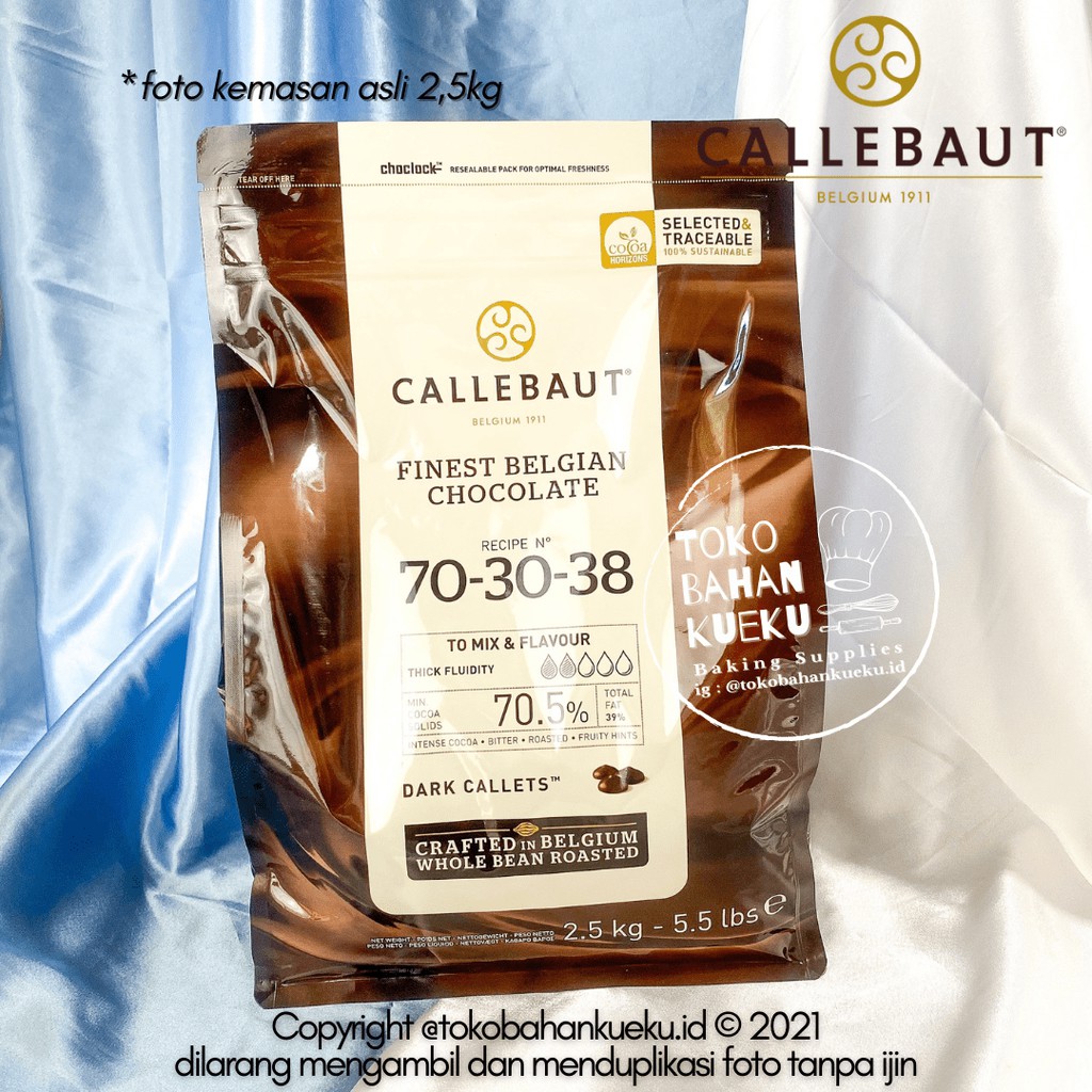 

CALLEBAUT Dark Extra Bitter Chocolate Couverture 7030 70,5% 1 kg