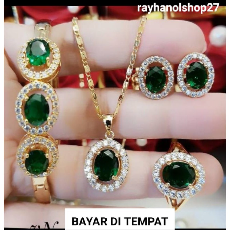 Set perhiasan wanita motif batu permata Giok warna pilihan lapis emas 22k