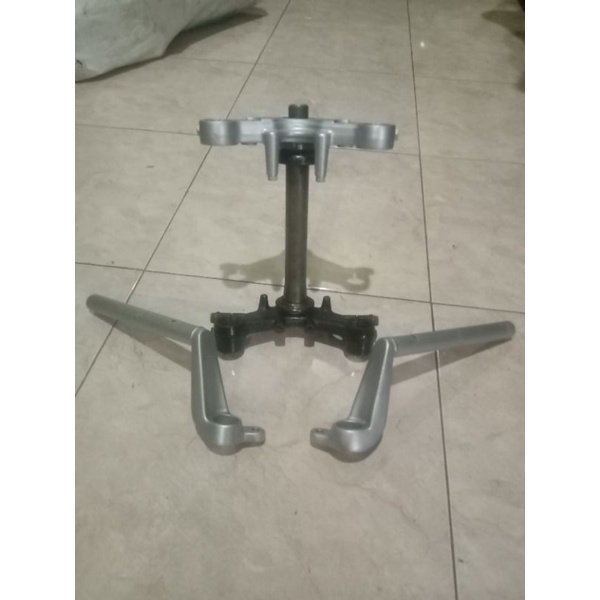 segitiga atas bawah+stang set satria Fu 150