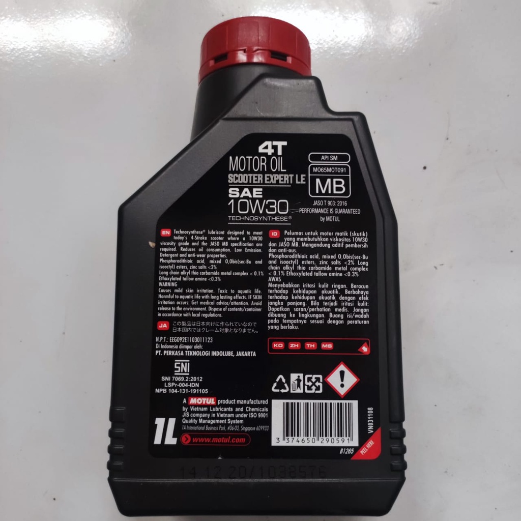 Oli MOTUL SCOOTER EXPERT LE 10W30 1L oli motor matic