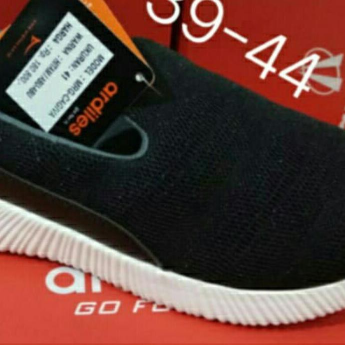 Terbagus Sepatu Slip on Ardiles Ardiles Slip-on Ardiles Cagiva .,.,.,.,