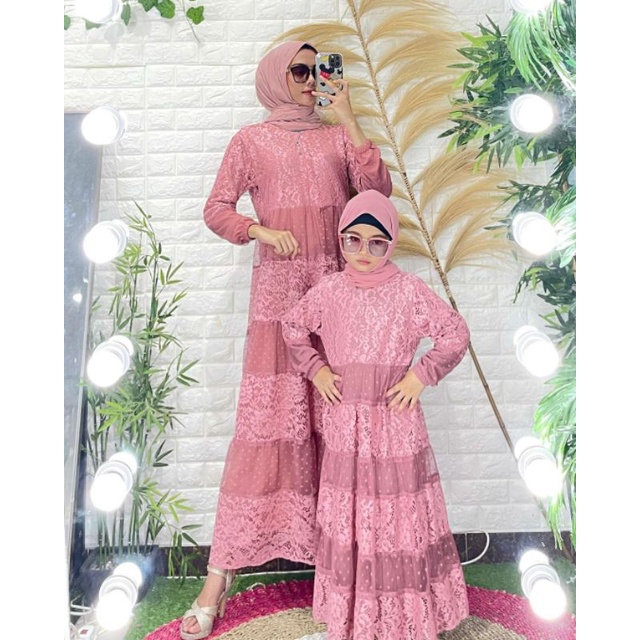 Seragam Keluarga Gamis Ibu Anak Premium Set Couple Bunda Dress Brokat Brukat Mix Tile Dot Terbaik Fu