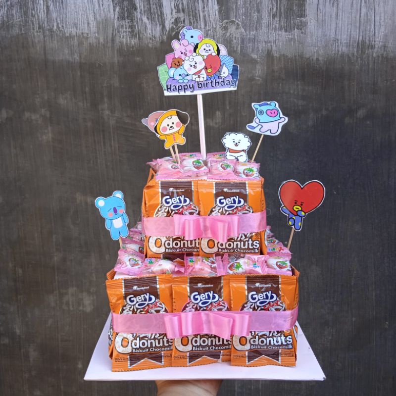 SNACK TART 2TOWEL KARAKTER +UANG TARIK