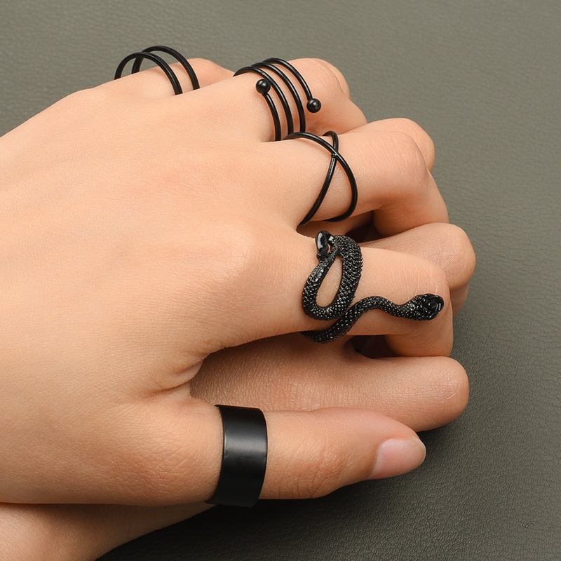 5pcs / Set Cincin Rantai Silang Geometris Hewan Ular Warna Hitam Gaya Gothic Retro Untuk Unisex