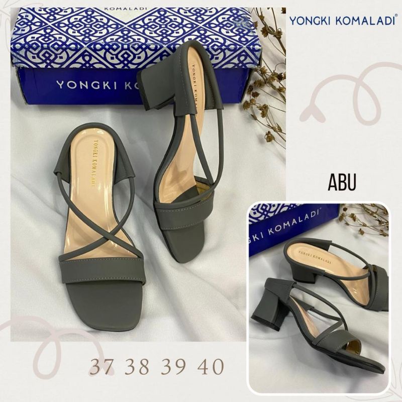 Sandal heels wanita Yongki Komaladi