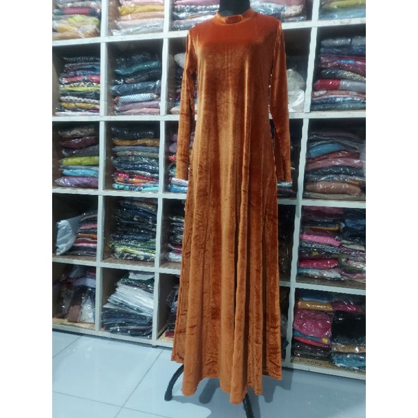 gamis bludru