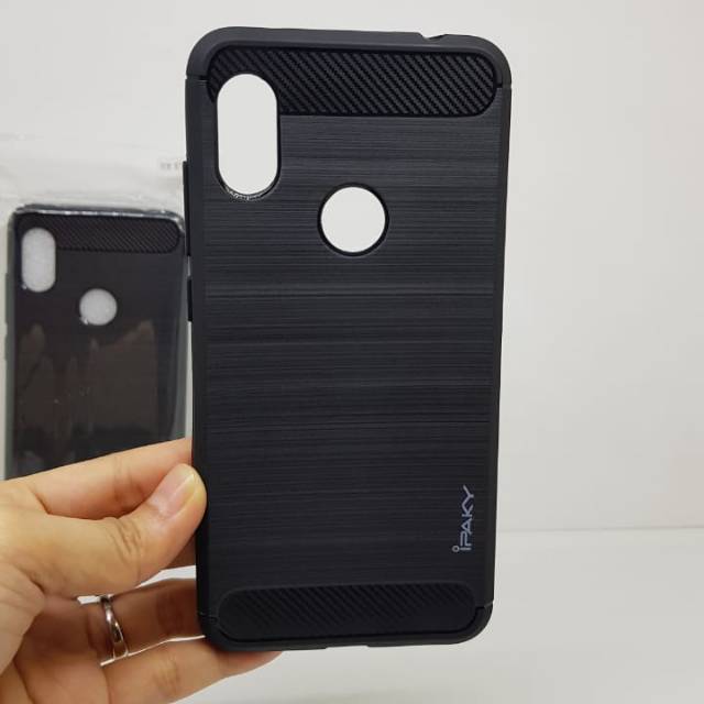 Ipaky Carbon Samsung M20 6.4 inchi Slim Fit Soft Case Samsung M205 Anti Melar TIDAK MENGUNING