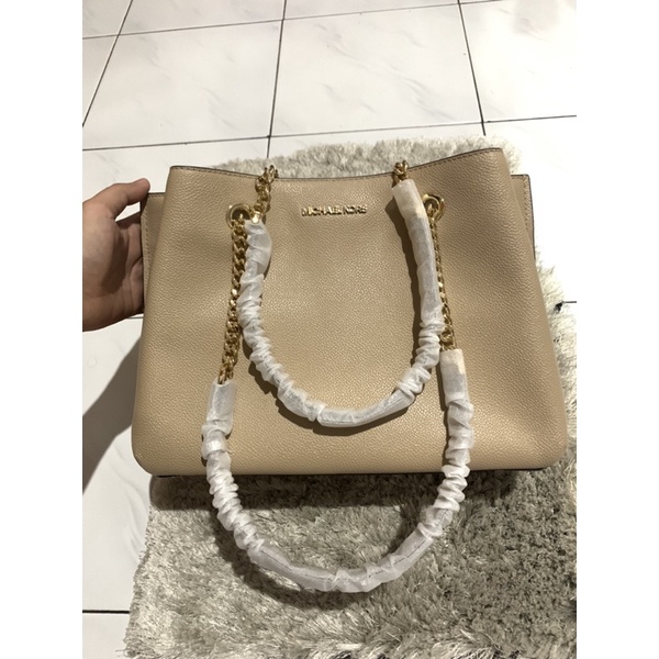 MK Teagen Large Bisque