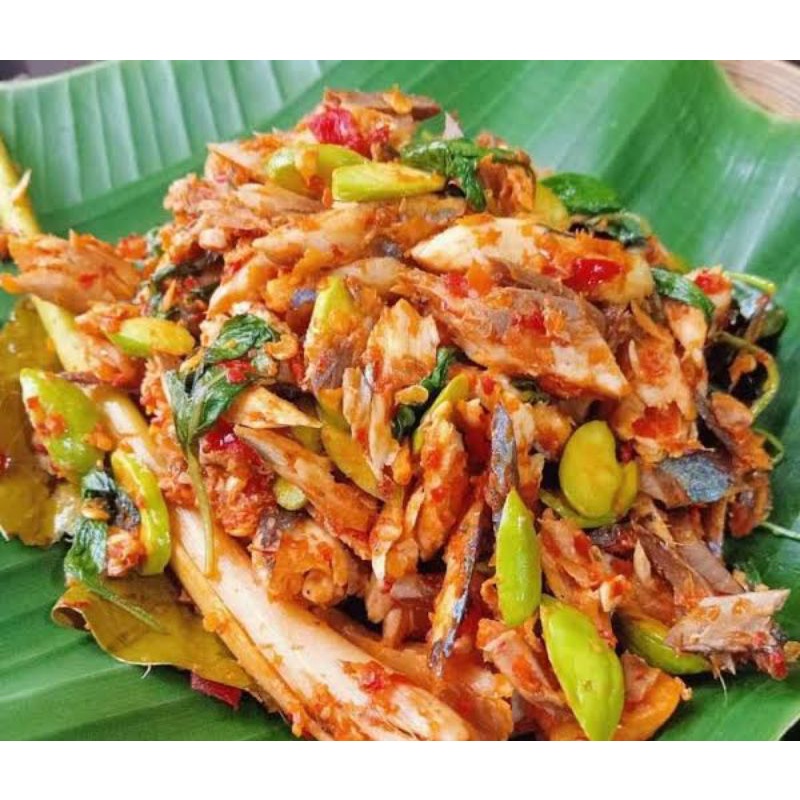 

sambel tongkol suwir pete