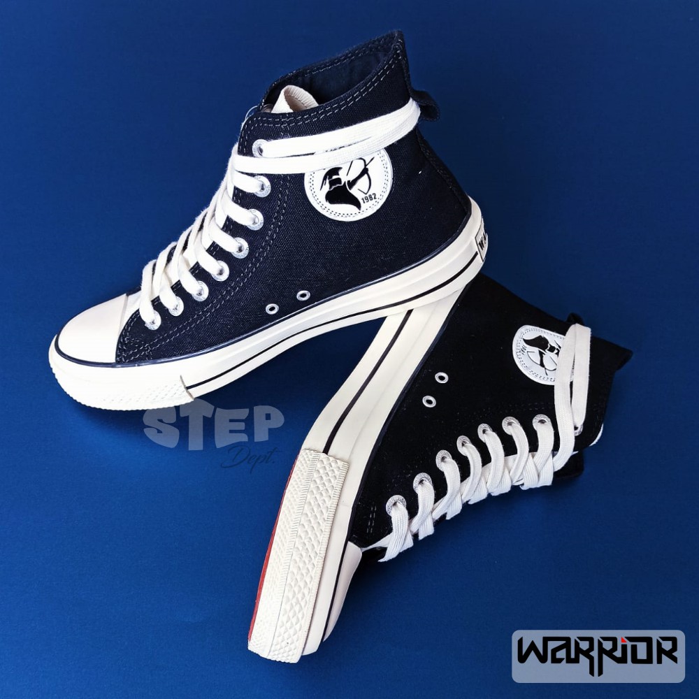 Sepatu Warrior Poseidon Hitam (Black)