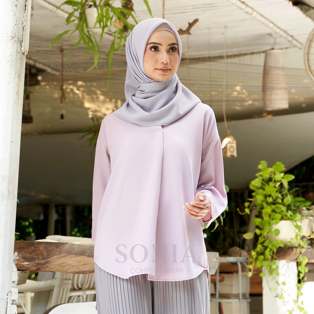 

Fahira Blouse by SONIA / B3801