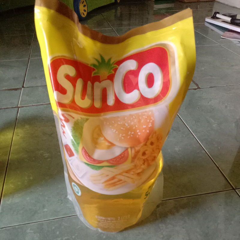 

Minyak goreng Sunco murah