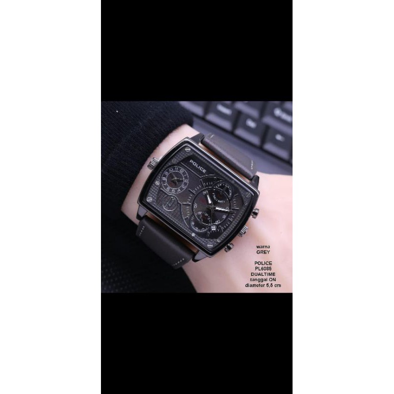 Jam tangan POLICE