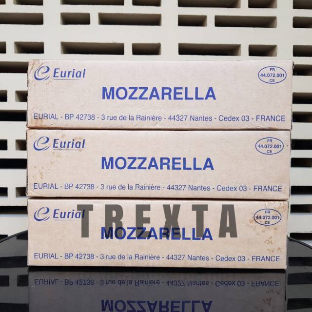 

KEJU MOZZARELLA EURIAL CHEESE (1KG)