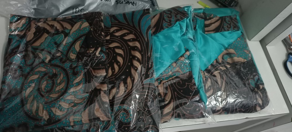 Batik Couple Keluarga Modern Seragam Batik Sarimbit Puser Hijau Tosca Batik Pekalongan Busui Jumbo