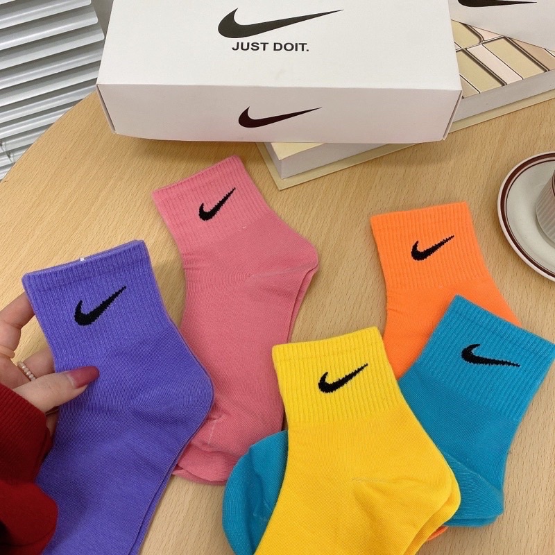 ((BEST QUALITY)) KAOS KAKI NIKE / NIKE SOCKS / KAOS KAKI OLAHRAGA / KAOS KAKI BASKET / KAOS KAKI ANAK