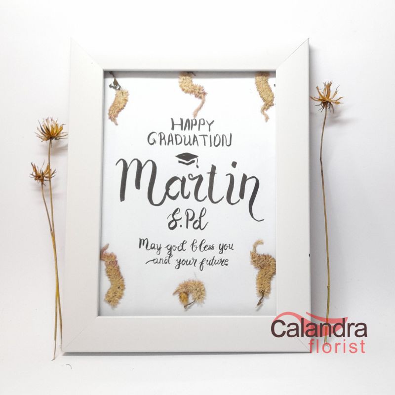 hadiah wisuda pasangan | hadiah wisuda cowok | hadiah wisuda | hand lettering | kado unik