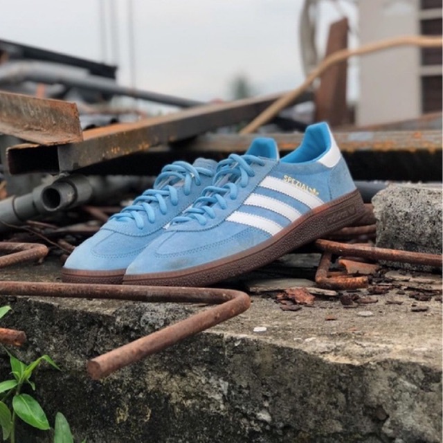 blue light adidas