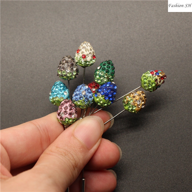 1pc Bros Pin Bentuk strawberry Aksen Berlian Imitasi Untuk Hijab M30018-1PC