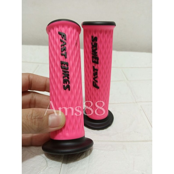 Paket 2 Item Handgrip Grip Kitaco Variasi Warna Pink + Karet Handle Rem Pink Variasi Motor Universal