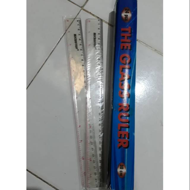 

Penggaris / Mistar murah 30 cm