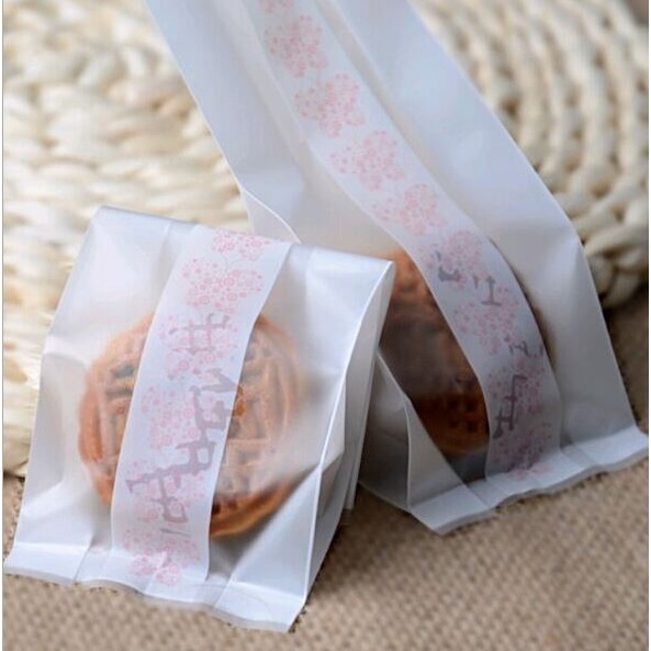 

50 pcs Plastik Cookies Coklat Accessories Doff Butterfly White 5x13