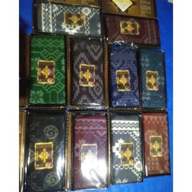 Sarung wadimor motif Bali/Top