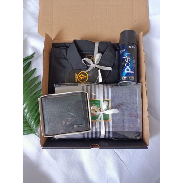 

Kado perlengkapan sholat pria, gift box wisuda, Hampers ulang tahun, birthday cowo