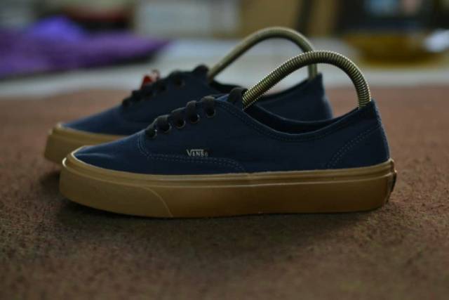 VANS AUTHENTIC NAVY GUM WAFFLE DT