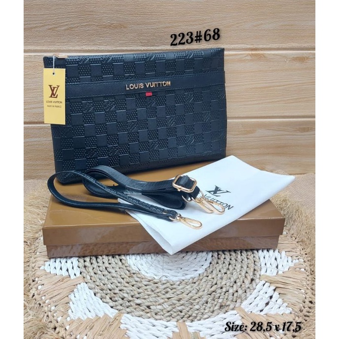 Cluth Bag Wanita Murah Free Box Dustbag &amp; Serti