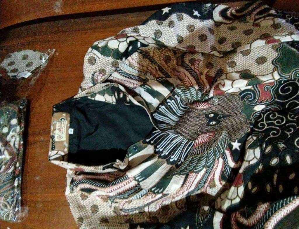 Batik Pria Lengan Panjang Premium Modern Full Furing  Original Produksi Batik Aluna Solo Pcw 005