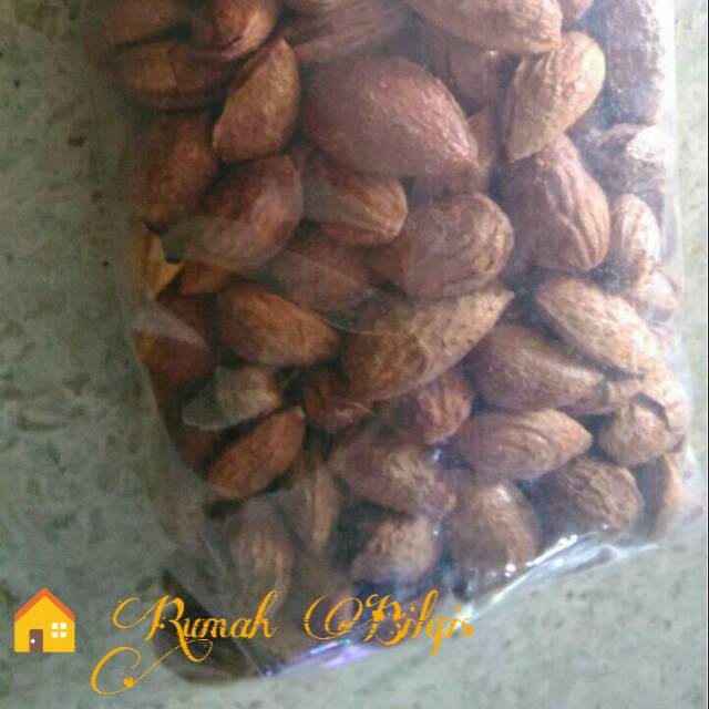 

Kacang Almond Panggang Susu 1kg