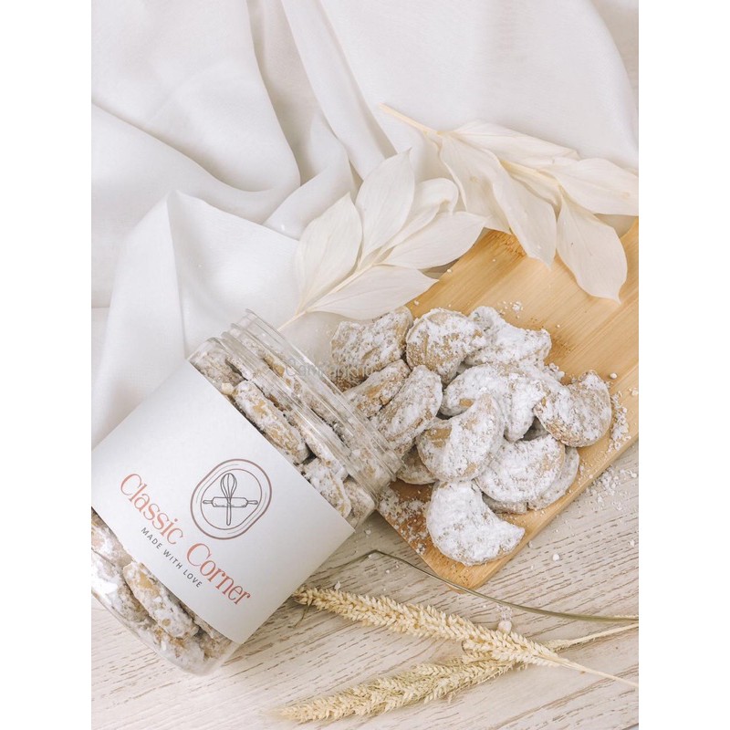 

Kue Kering Putri Salju Classic Corner