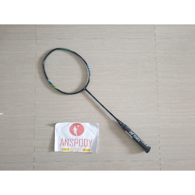 RAKET BADMINTON YONEX ASTROX 22LT / ASTROX 22 LT