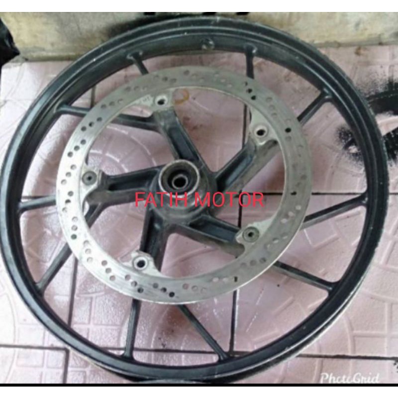 Velg velek depan satria Fu Suzuki satria Fu Karbu Original/bekas