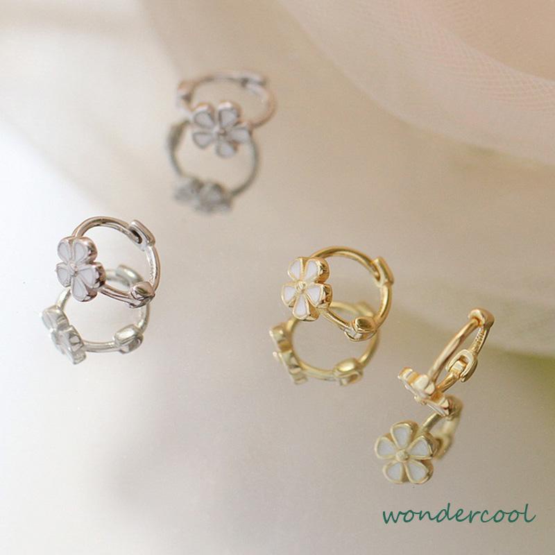 S925 Silver Retro Daisy Earrings Anting Hoop Sederhana Desain Niche Gesper Telinga-Won