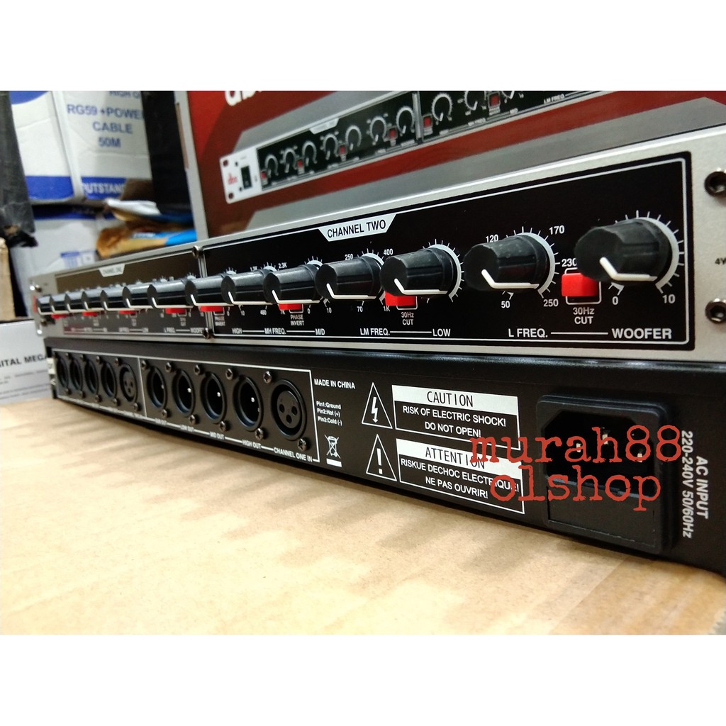 CROSSOVER 4 WAY DBX 224XL BARU PLUS SUBWOFER