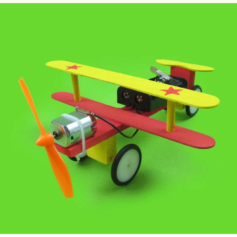 Mainan Pesawat Kayu Rakitan Mesin Dinamo Mainan Elektronik Murah Menarik Aman Mudah Dimainkan