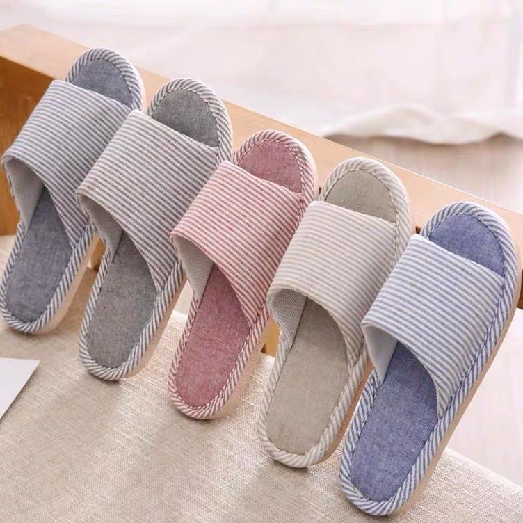 Sandal Rumah EMPUK Nyaman Elegan Modis Kamar Hotel Mewah Indoor Halus Motif Garis Slipper Lembut WFH