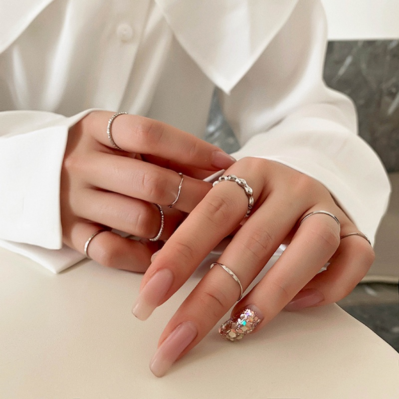 We Flower 8PCs / Set Cincin Buku Jari Aneka Bentuk Warna Silver Gaya Vintage Boho Korea Untuk Wanita